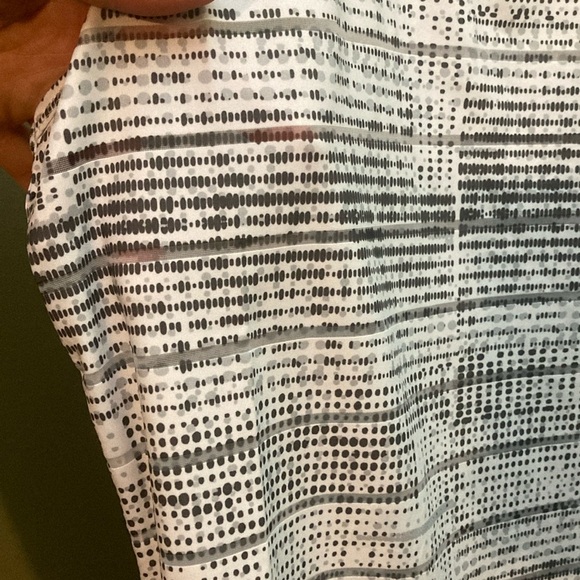 Zyia Gray Code Havana Striped Tank Top - Picture 4 of 5